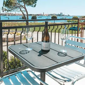 3* Гостевой дом Seafront
