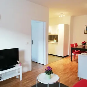  Apartament Center